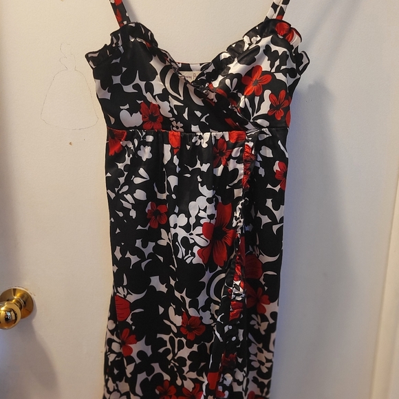 Satin Feel Summer Evening/Cocktail Dress - Picture 1 of 7